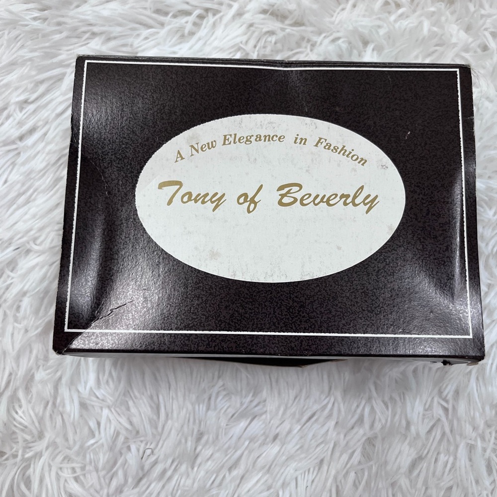Tony of Beverly La French Connection Hairpiece La Flamengo Blonde Hair clip